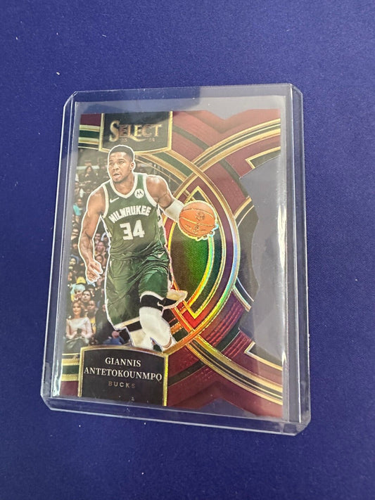 Giannis Antetokounmpo Maroon Die Cut /175 2023-24 Panini Select