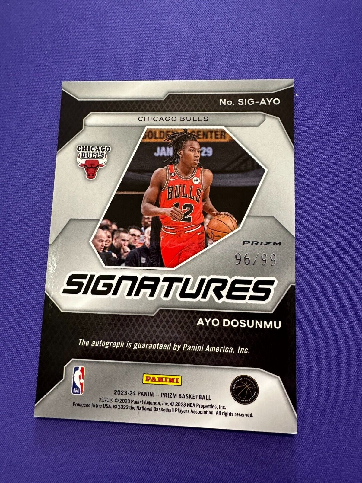 Ayo Dosunmu RED /99 AUTO 2023-24 Prizm