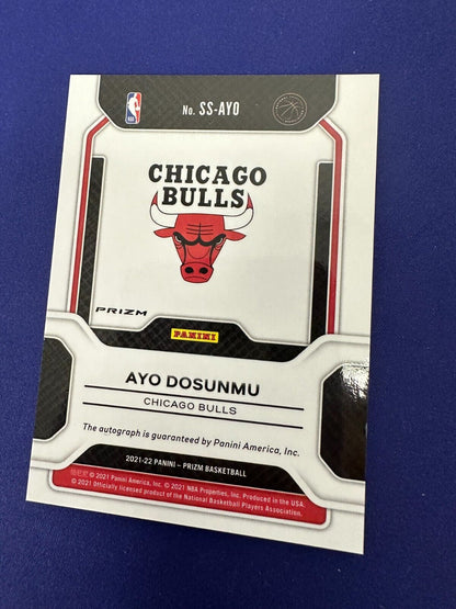 Ayo Dosunmu RED CHOICE AUTO Sensational Signatures RC 2021-22 Prizm